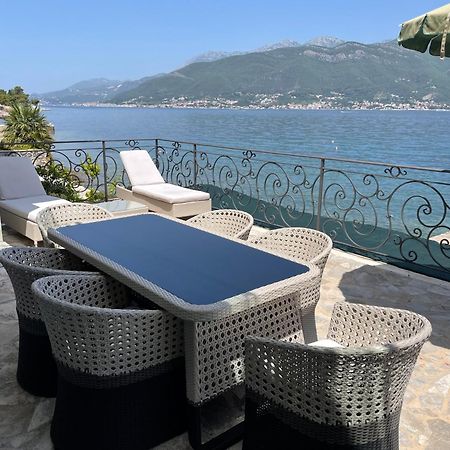 Beachfront Villa Pearl Of Adria Krasici Exterior photo