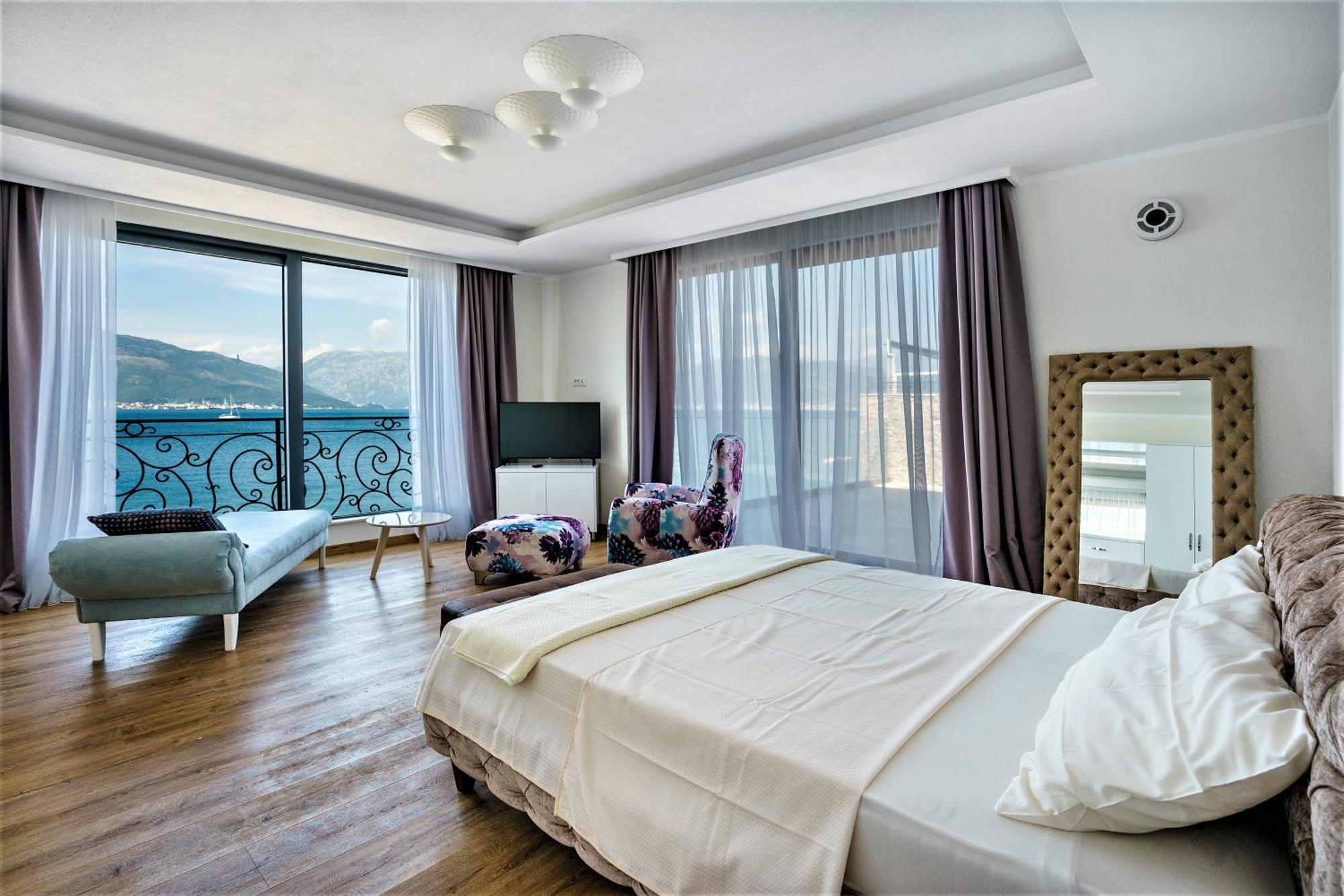 Beachfront Villa Pearl Of Adria Krasici Exterior photo