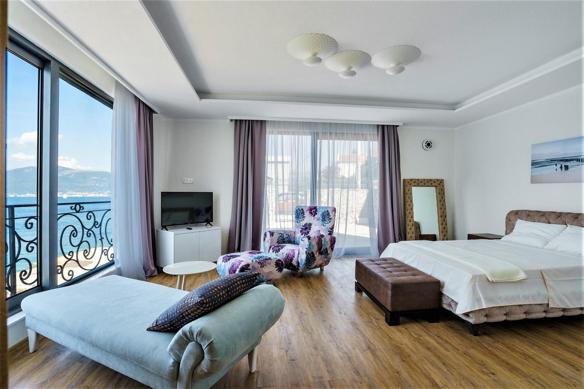 Beachfront Villa Pearl Of Adria Krasici Exterior photo